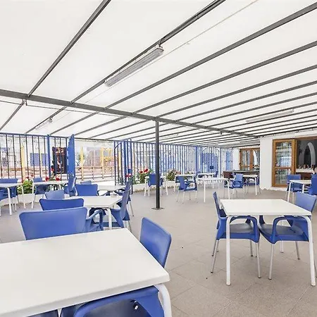 فندق Blason Junior