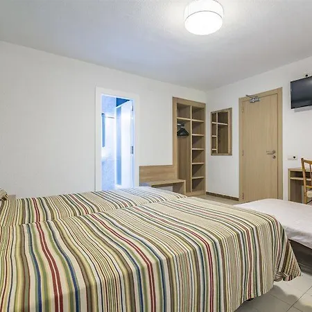 Blason Junior Hotel