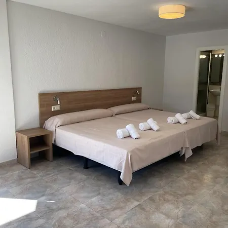 Blason Junior Hotel *