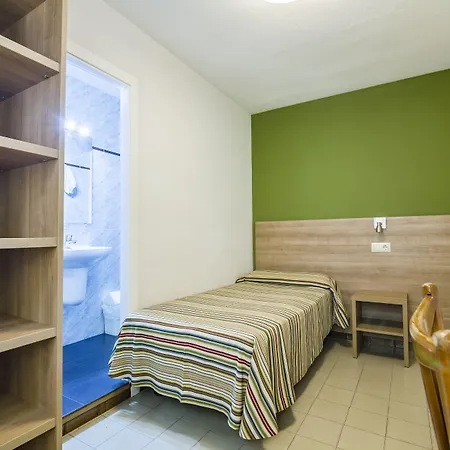 Blason Junior Hotel