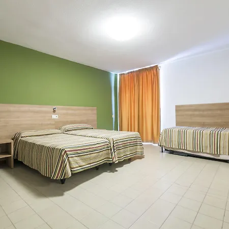 Blason Junior Hotel *