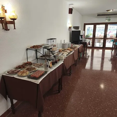 Blason Junior Hotel *