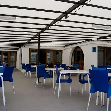 Blason Junior Hotel *