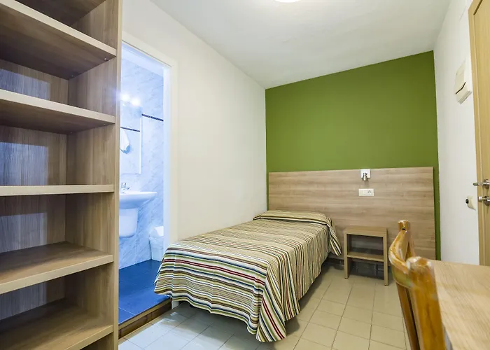 Blason Junior Hotel