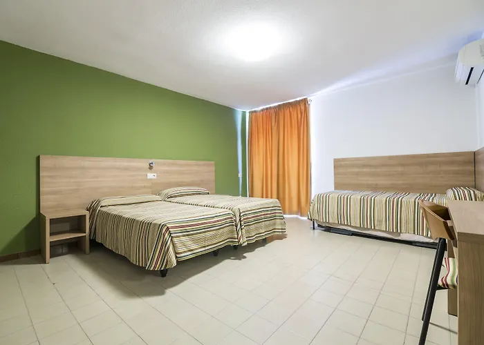 Blason Junior Hotel *